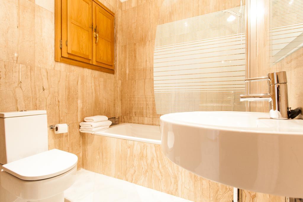 Holi-Rent Castilla إشبيلية المظهر الخارجي الصورة
