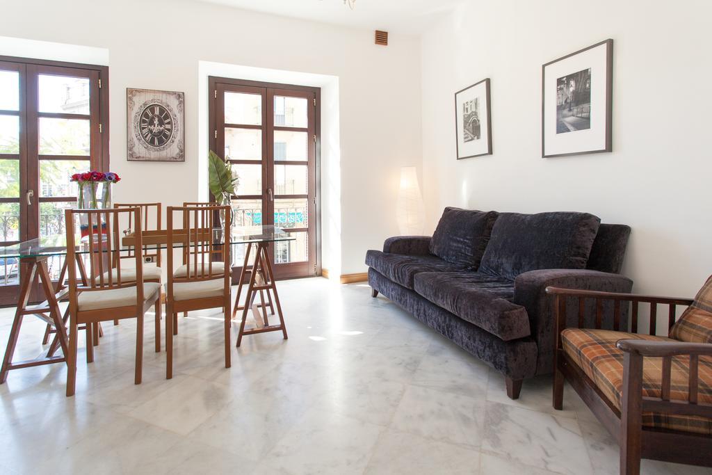 Holi-Rent Castilla إشبيلية المظهر الخارجي الصورة
